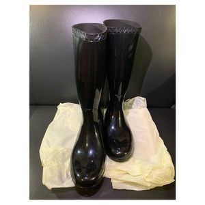 UGG Rainboots